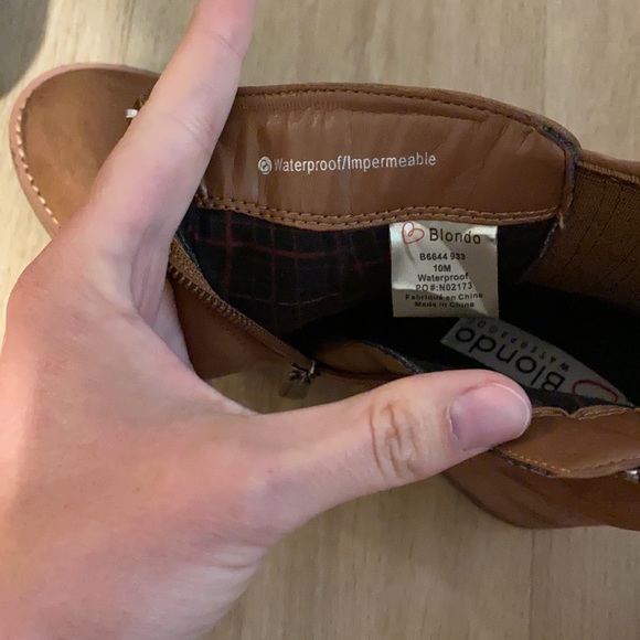 Blondo brown booties - Picture 9 of 9